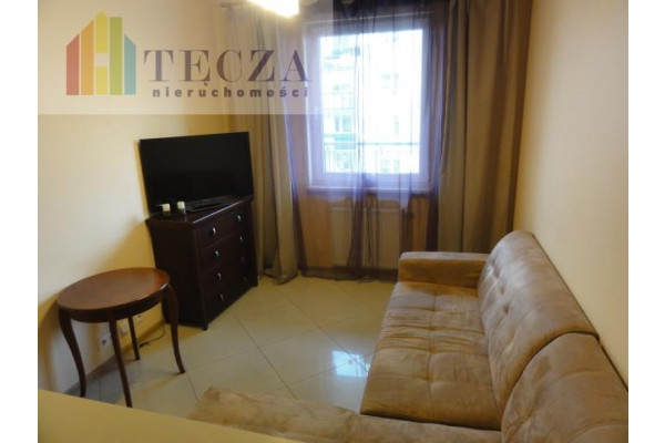 Warszawa, Ursyn&oacute;w, Beli Bartoka, 2pok tuż przy metrze URSYN&Oacute;W,duży balkon,polecam