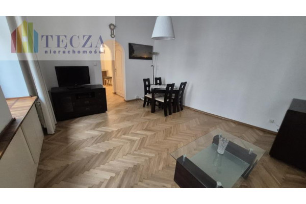 Warszawa, Śr&oacute;dmieście, Flory, 3,5 m wysokości|Kamienica|350 m od Łazienek| Metro