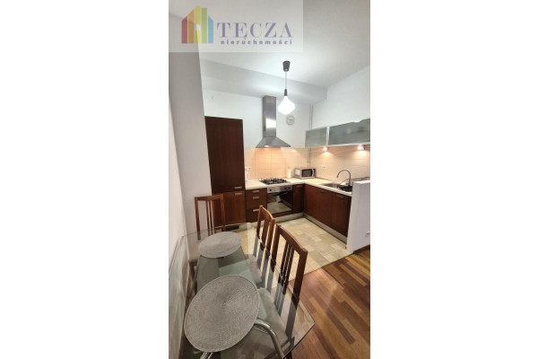 Warszawa, Ursyn&oacute;w, Wąwozowa, 2pok 42m2+kom&oacute;rka lokatorska tuż obok metro KABATY