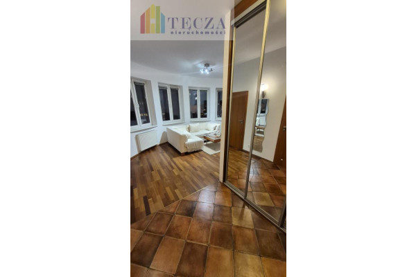 Warszawa, Ursyn&oacute;w, Wąwozowa, 2pok 42m2+kom&oacute;rka lokatorska tuż obok metro KABATY