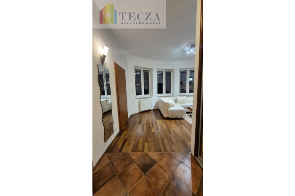 Warszawa, Ursyn&oacute;w, Wąwozowa, 2pok 42m2+kom&oacute;rka lokatorska tuż obok metro KABATY