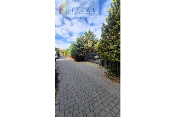 Warszawa, Wawer, Przewodowa, Dom wolnostojący 280m2,działka 991m2,7pokoi,3łazienki,garażx2