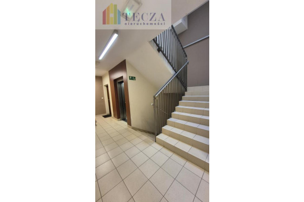 wołomiński, Ząbki, Powstańc&oacute;w, 2 pok,50m2,duży balkon,os.zamknięte z 2018r,garaż,POWSTAŃC&Oacute;W